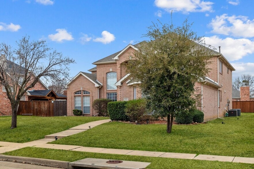 Building Photo - 3921 Harrison Ct