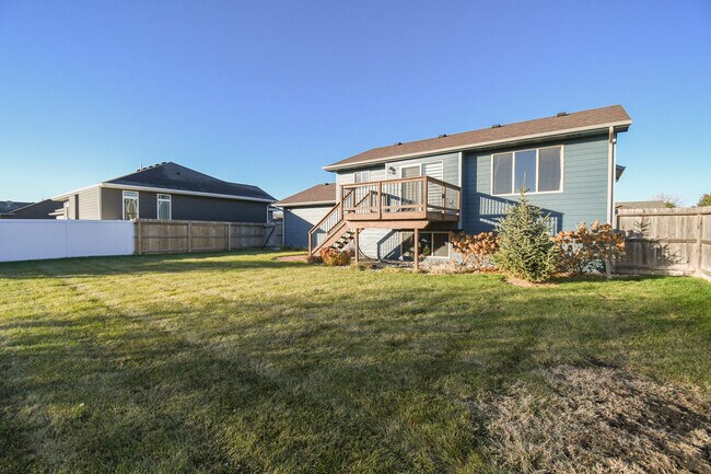 Building Photo - 5512 South Culbert Avenue