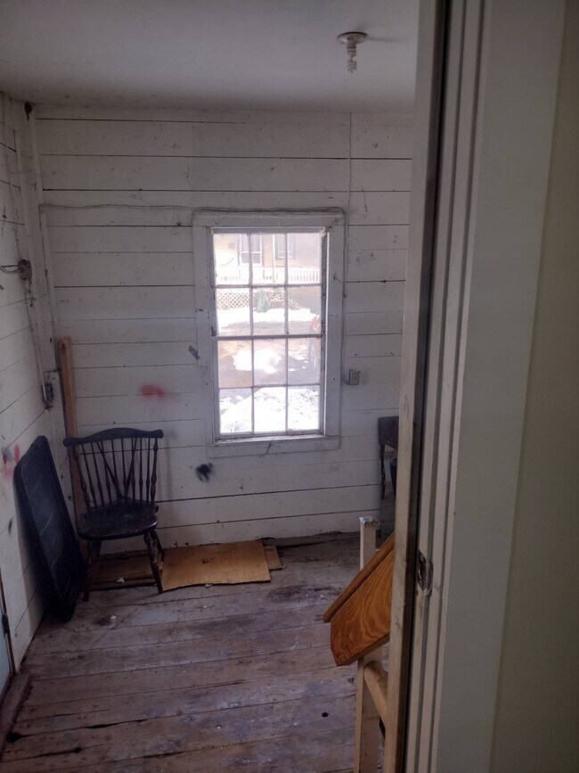 Building Photo - 249 S Peterboro St