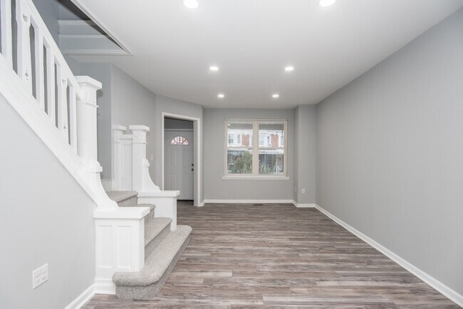 Building Photo - 4644 N 12th St