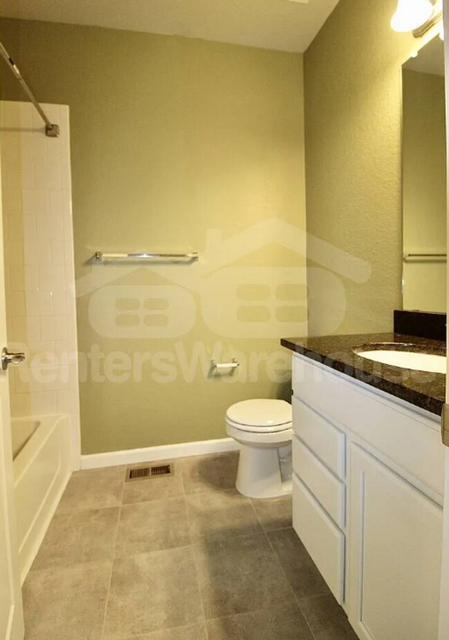 Building Photo - 3 Bed 2.5 Bath | Greenwood Village | Available Now