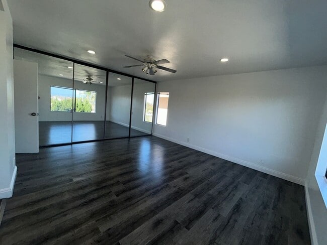 Building Photo - Spacious 4 Bed, 3 Bath for Rent - Westminster