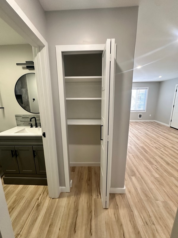 Building Photo - 326 E Livingston St