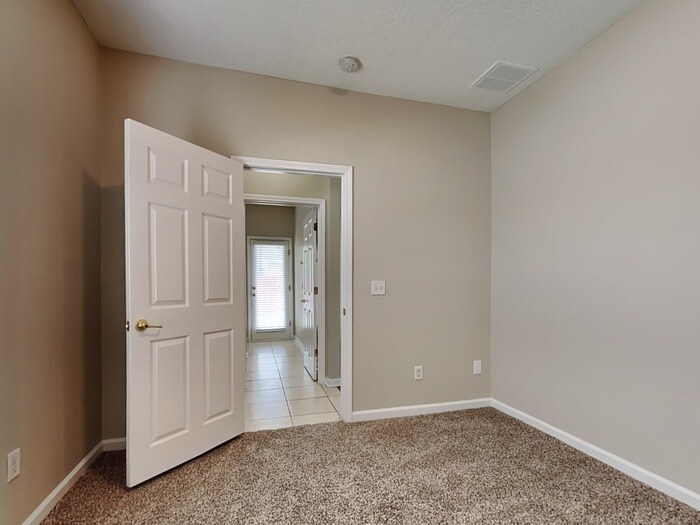 Building Photo - 10136 Lancashire Dr