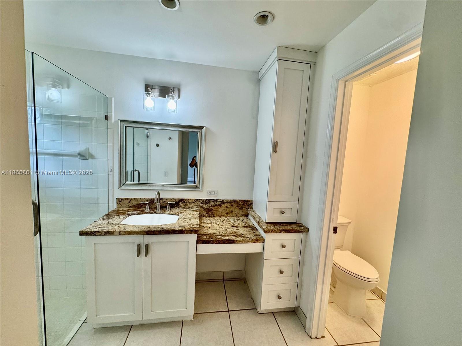 Building Photo - 4272 Pine Ridge Ct