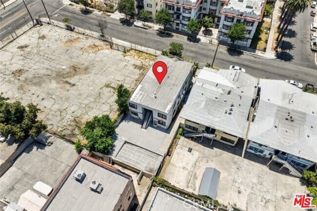 Building Photo - 2627 San Marino St