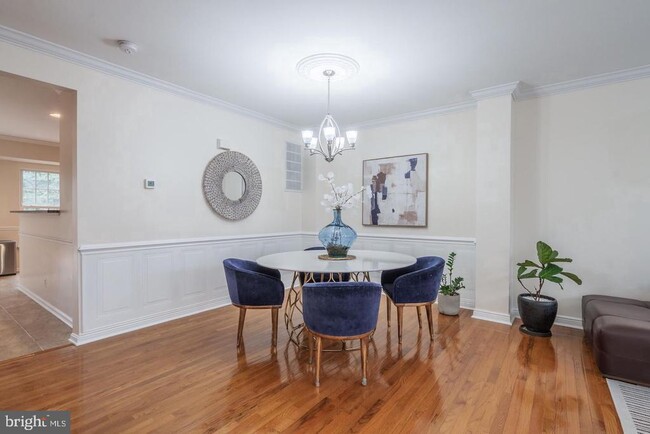Building Photo - 4592 Barringer Pl