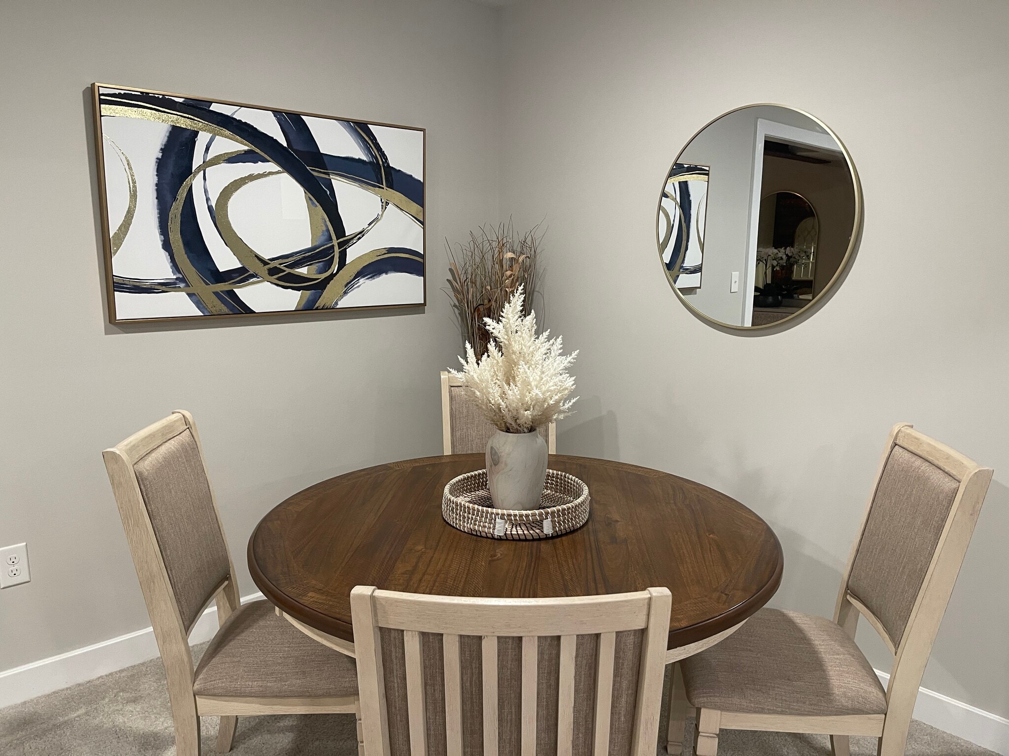 Building Photo - 3007 Sun Valley Dr