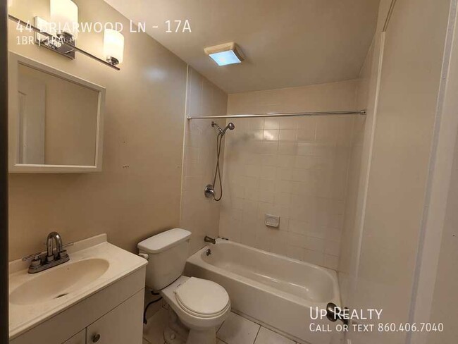 Building Photo - 40-44 Briarwood Ln