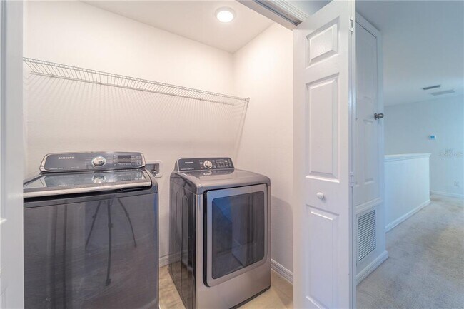 Building Photo - 109 Claire Ln