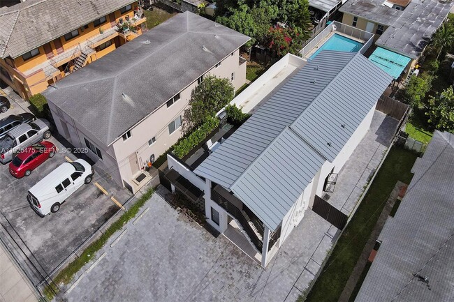 Building Photo - 243 NW 57th Ave