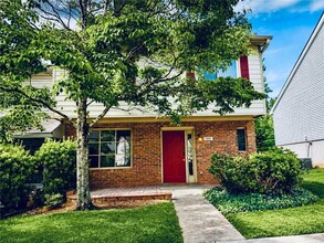 Building Photo - 5065 Sand Wedge Cir