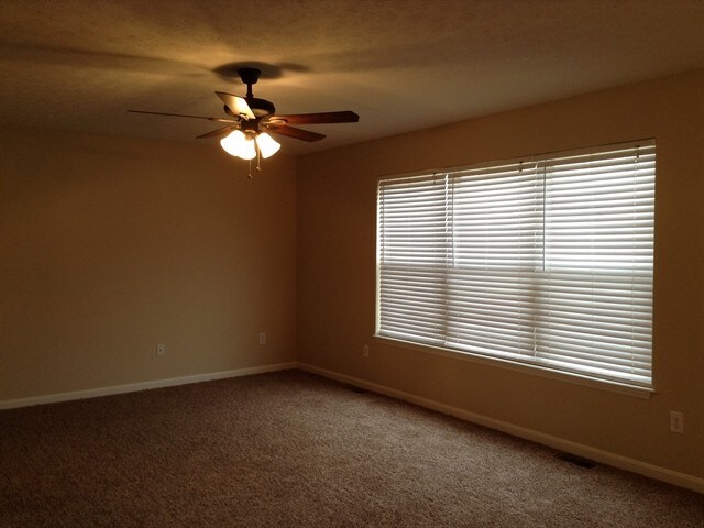 Building Photo - 10742 Stone Ridge Way
