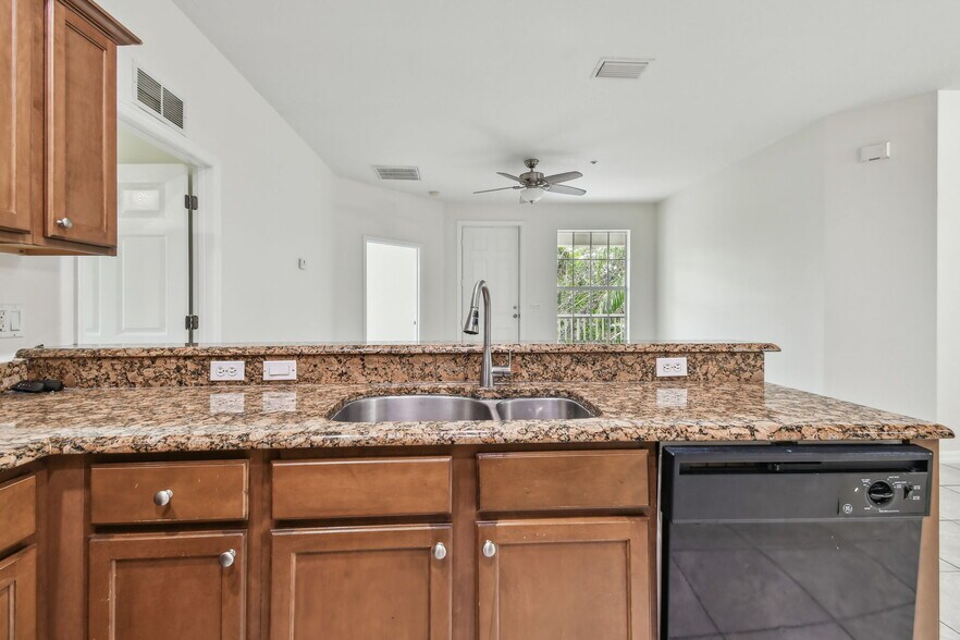 Building Photo - 2632 River Preserve Ct