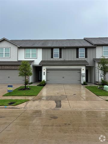 Building Photo - 1325 Lake Alpine Trl