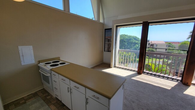 Building Photo - Recently updated 2 Bedroom 1 bath in the  ...