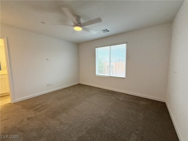 Building Photo - 4270 Lemay St