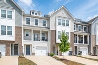 Building Photo - Gorgeous and Modern Home Available