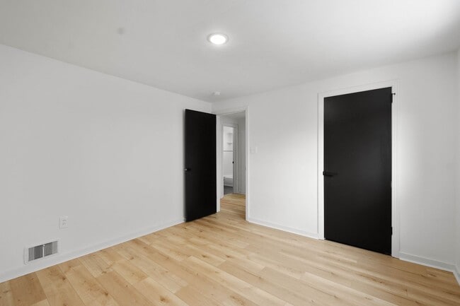 Building Photo - AVAILABLE NOW! Start the New Year in a new home with this STUNNING 2-bedroom in Avalon, ready for...