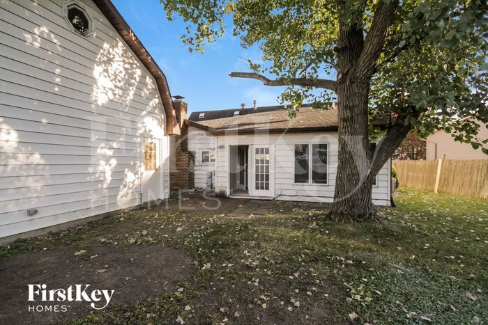 Building Photo - 711 Linden Ct