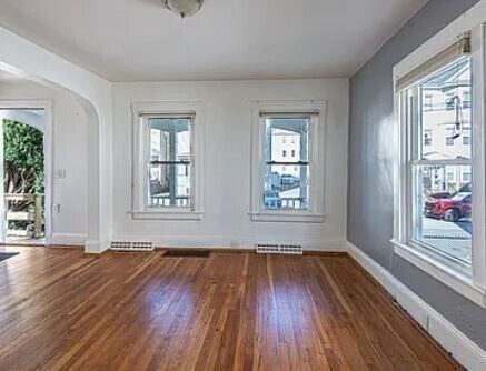 Building Photo - 260 Phillips Ave