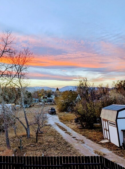 Building Photo - 235 N Hollywood St