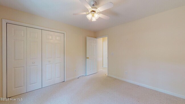 Building Photo - 2039 Royal Pines Dr