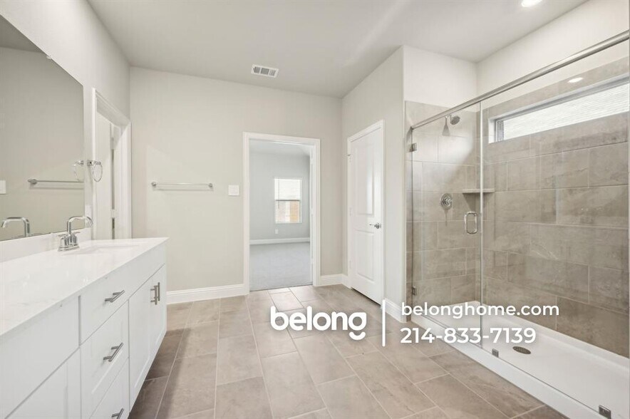 Building Photo - 611 Marigold Hl Wy