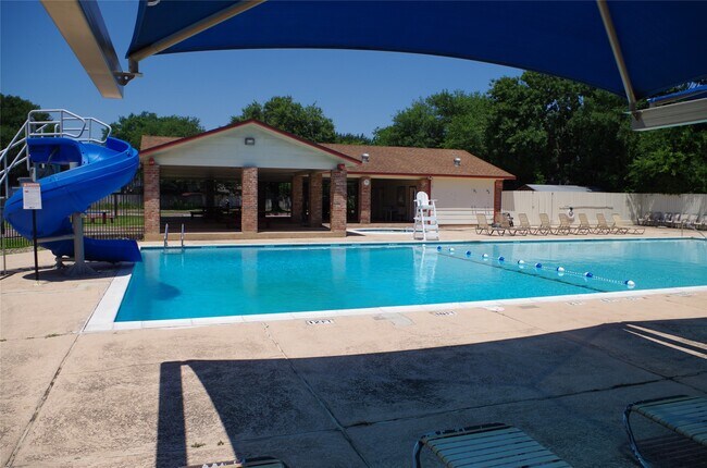 Building Photo - 4407 Kevinkay Dr