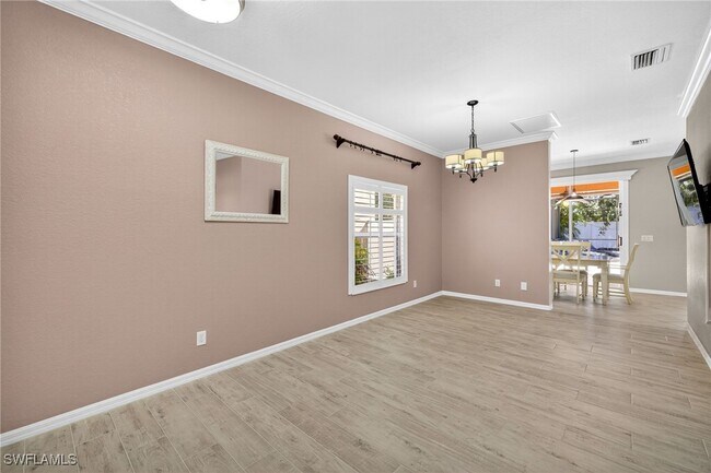 Building Photo - 8250 Silver Birch Way