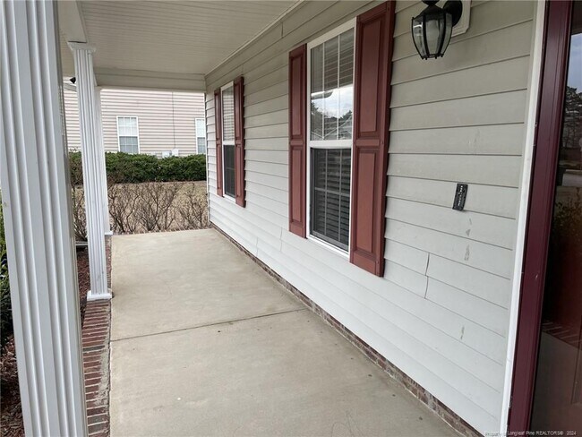 Building Photo - 187 Advance Dr