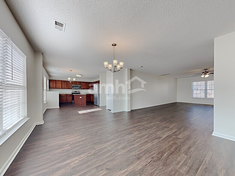 Building Photo - 1099 Moss Grove Dr