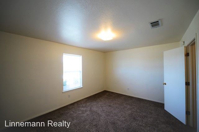 Building Photo - 3 br, 2 bath House - 5311 Shawn Drive