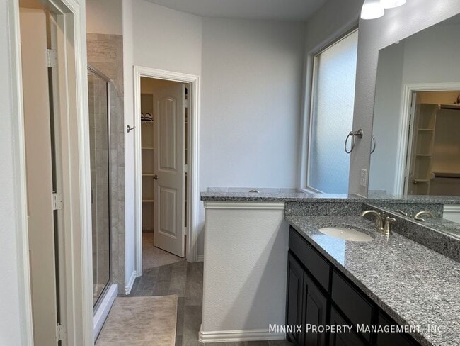 Building Photo - 1219 Pavilion Pkwy