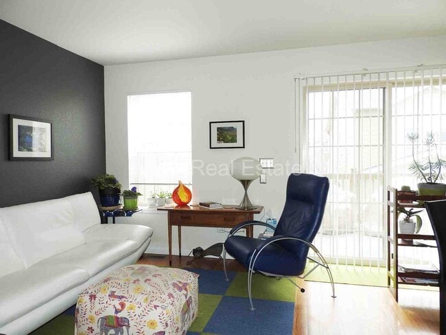 Building Photo - 8410 E 29th Ave