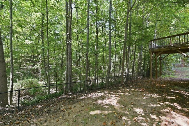 Building Photo - 1311 Birch Ct