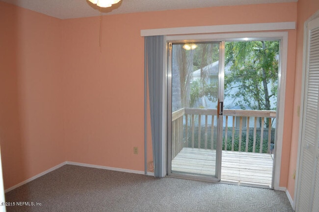 Building Photo - 2200 Marsh Point Rd