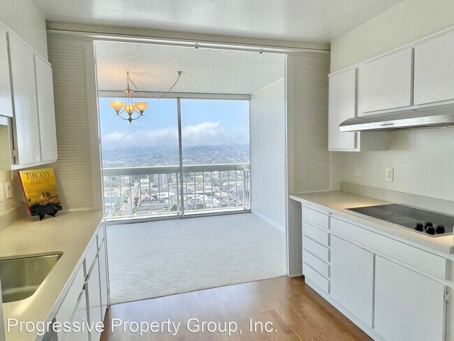 Building Photo - 1 br, 2 bath House - 2200 Sacramento Apart...