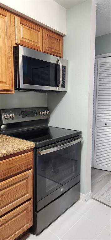 Building Photo - 3455 Countryside Blvd