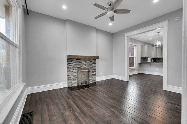 Building Photo - $3,040.95, $300 off the first month's rent, 4 Beds - 2 Bath, Single Family Home in Denver with Wa...