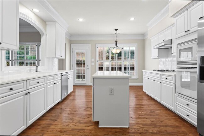 Building Photo - 408 Wellwood Way