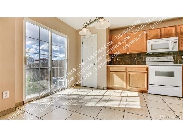 Building Photo - 7913 S Kalispell Way