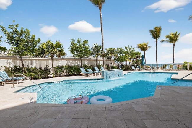 Building Photo - 801 Briny Ave