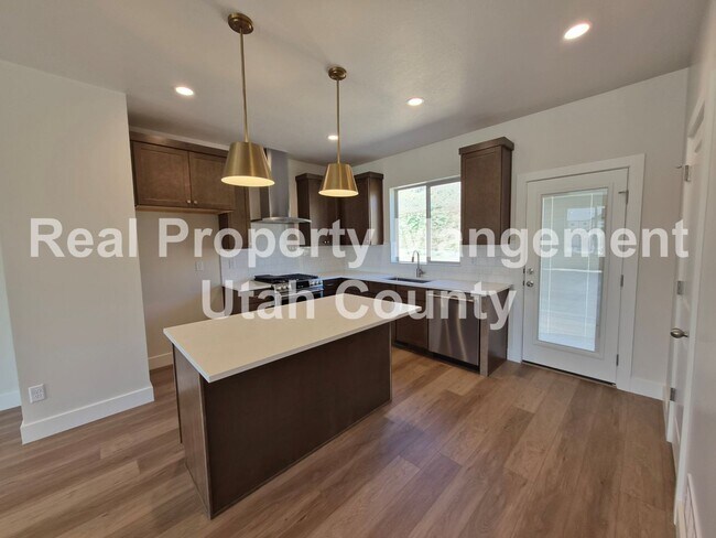 Building Photo - 2172 Cape Fox Way