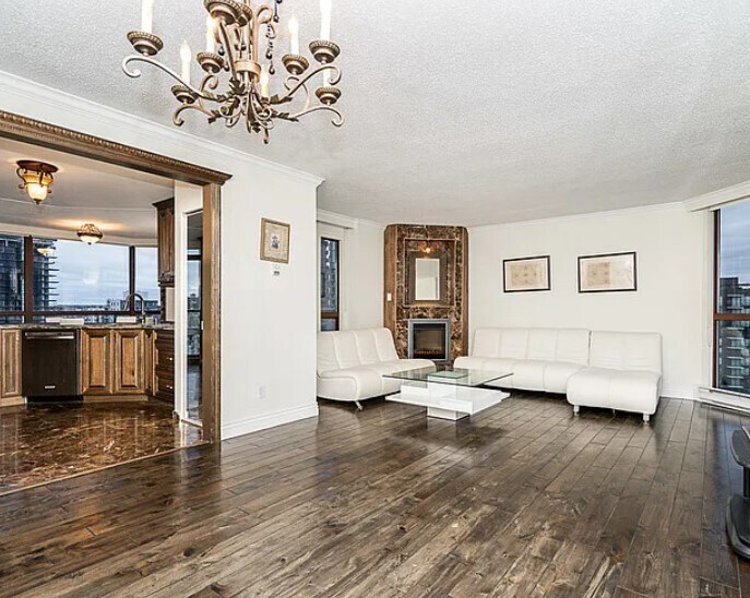 Building Photo - Halliday Apartments