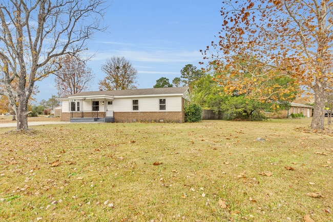 Building Photo - 207 N Nunn St