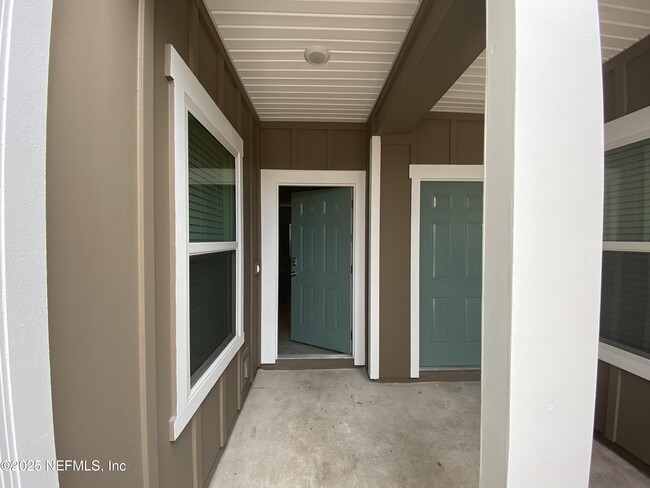 Building Photo - 7765 Legacy Trl