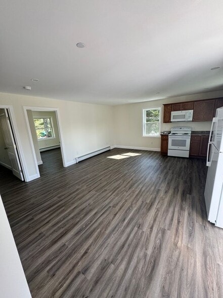 Building Photo - 199 Rte 13