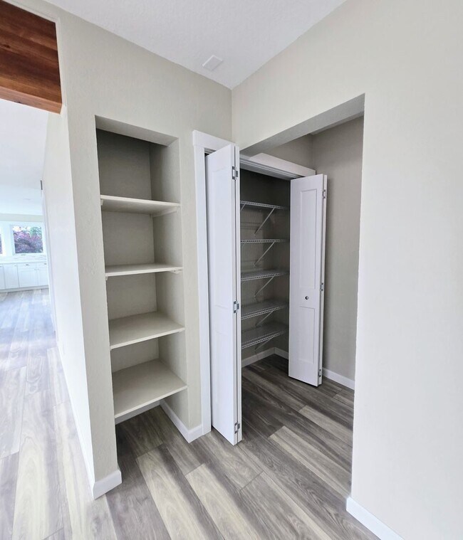 Building Photo - Newly Remodeled 2 Bedroom Home & ADU For R...
