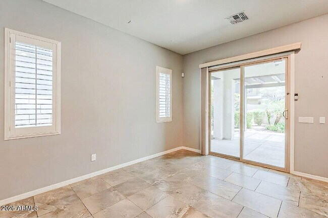 Building Photo - 4135 E Grand Canyon Dr